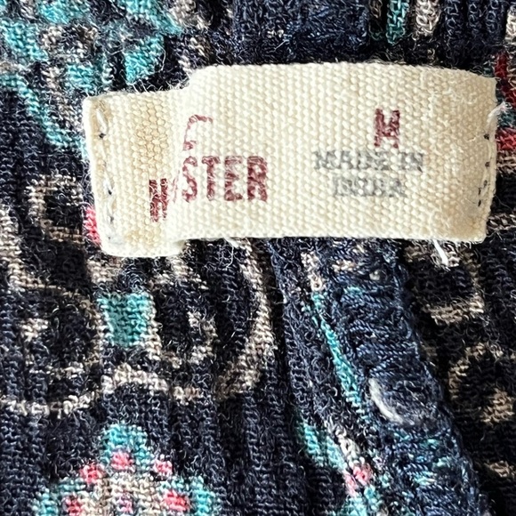 Hollister Boho Lace Floral Babydoll Top Bell Sleeve Size M Peasant Y2K Festival - Picture 9 of 13